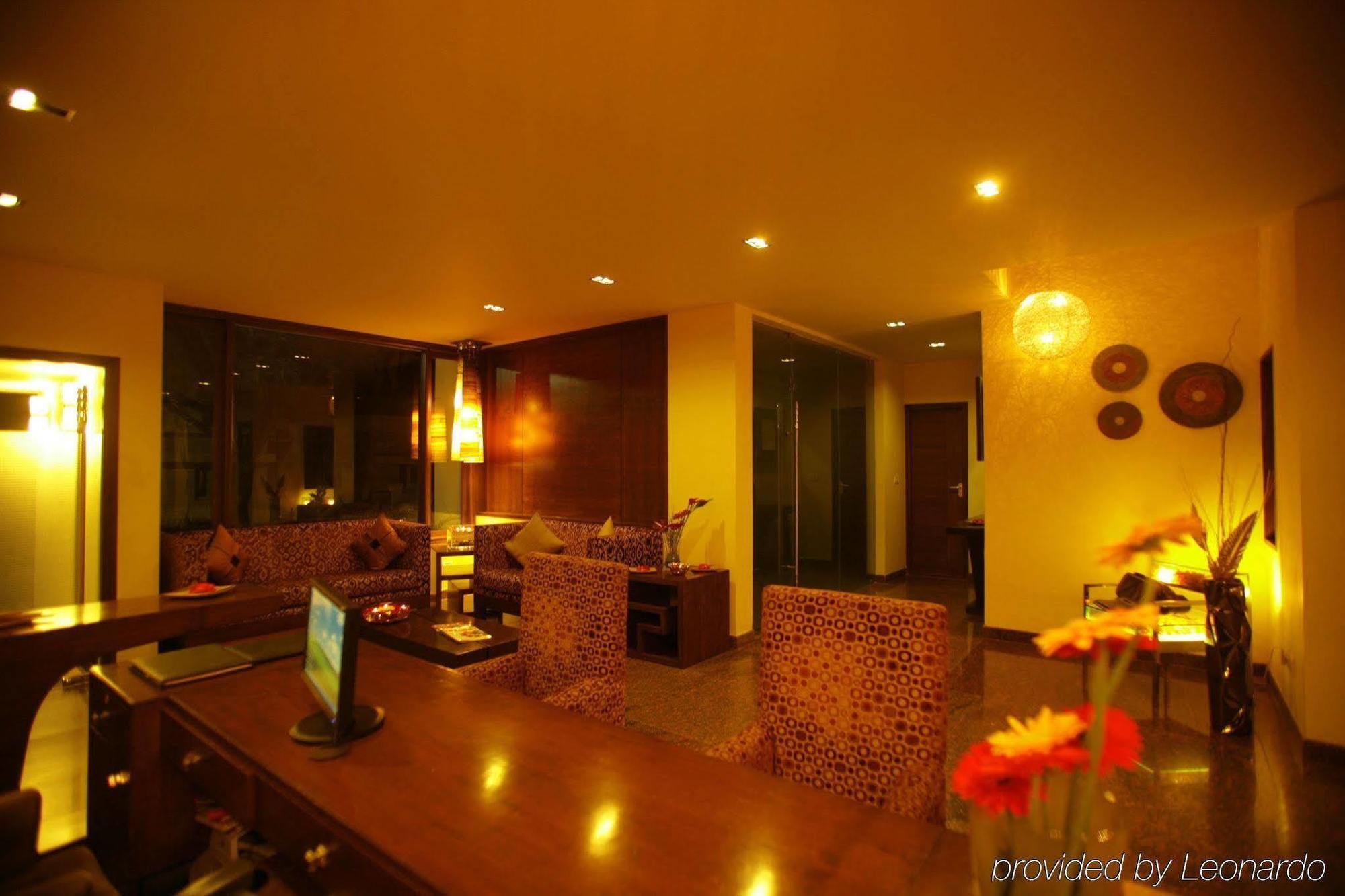 Aparthotel Justa Indiranagar Bangalore Habitación foto